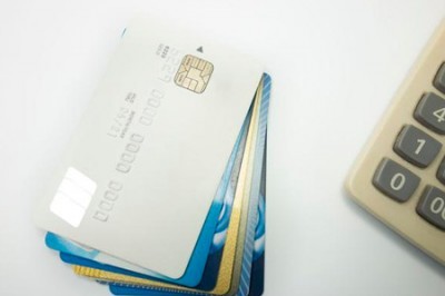 不带信用卡用手机刷卡（手机刷卡提现是未来趋势）