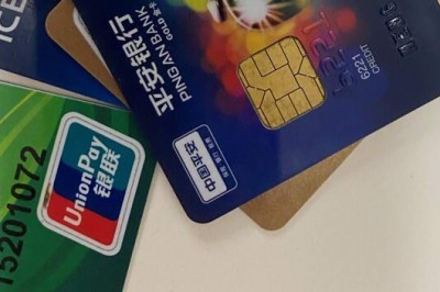 信用卡二维码秒回平台：推荐两款个人刷卡无需商户-第1张图片